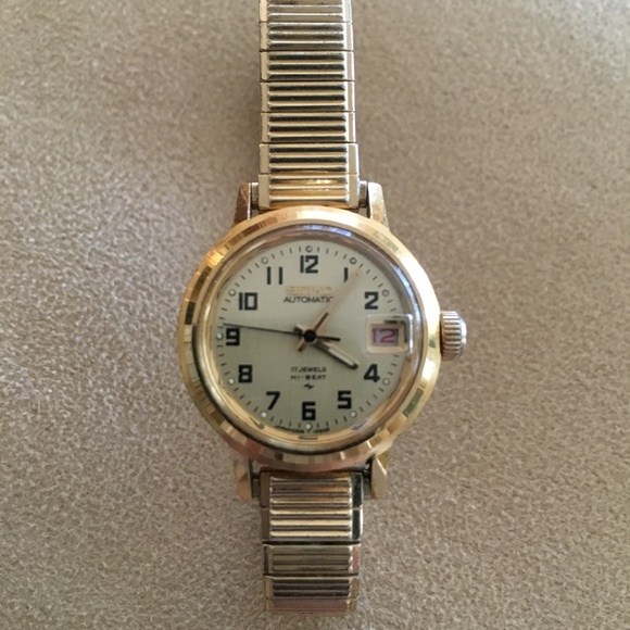 1980s Seiko 17 jewel day watch with original stretch band. Works! - Picture 7 of 9
